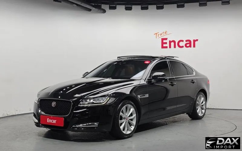 Jaguar XF 25t Portfolio