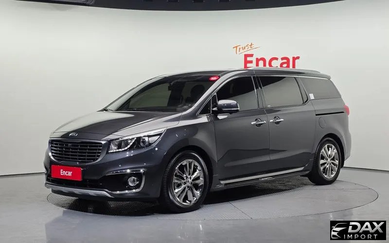 Kia Canival 7-seater Limousine