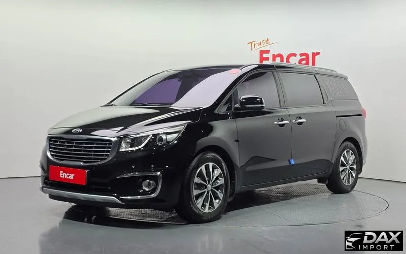 Kia Canival 9-seater Luxury
