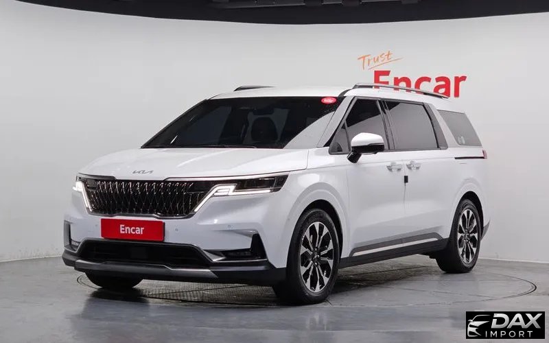 Kia Canival Gasoline 7-Seater Signature
