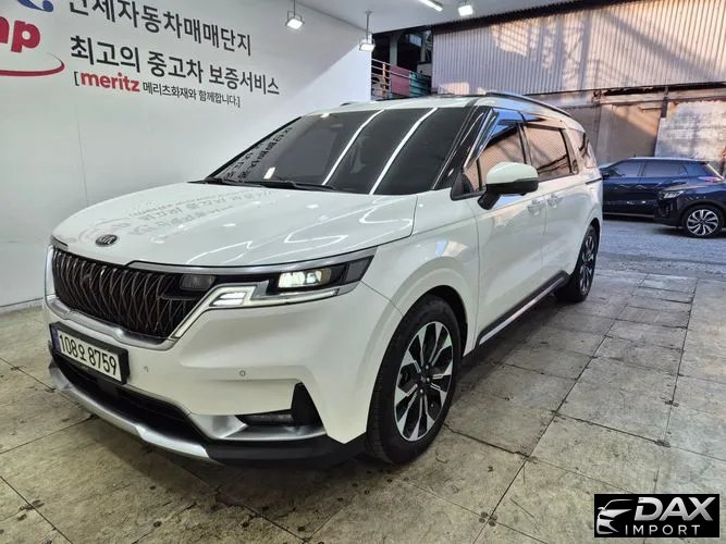 Kia Canival 7-Seater Signature