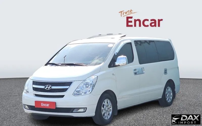 Hyundai Starex 12-Seater Wagon