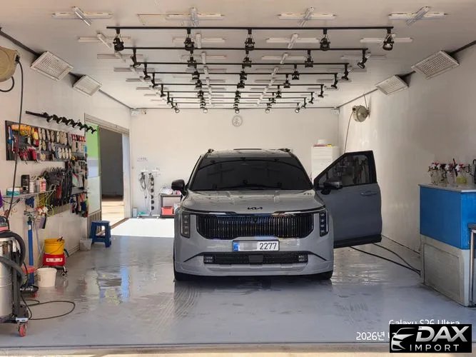 Kia Canival Gasoline 7-Seater Gravity