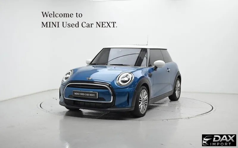 Mini Cooper Classic Plus Launch Pack