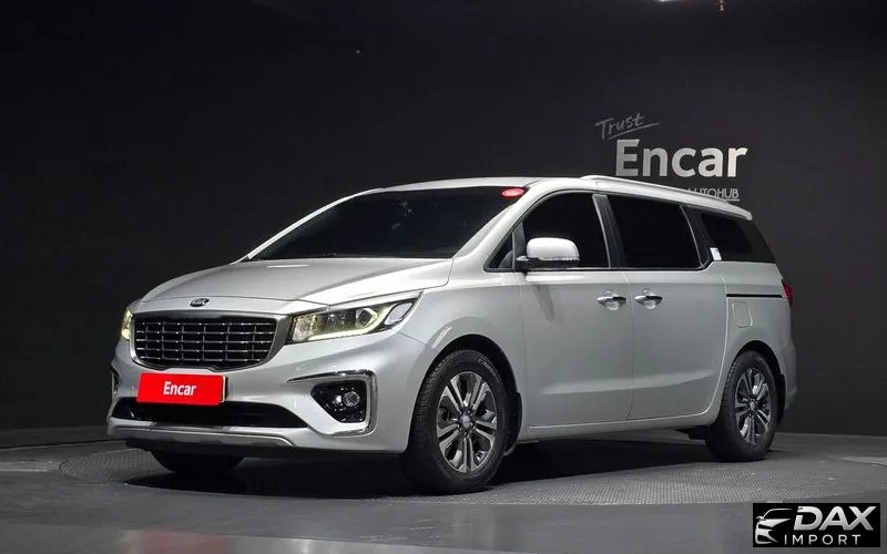 Kia Canival 9-Seater Luxury
