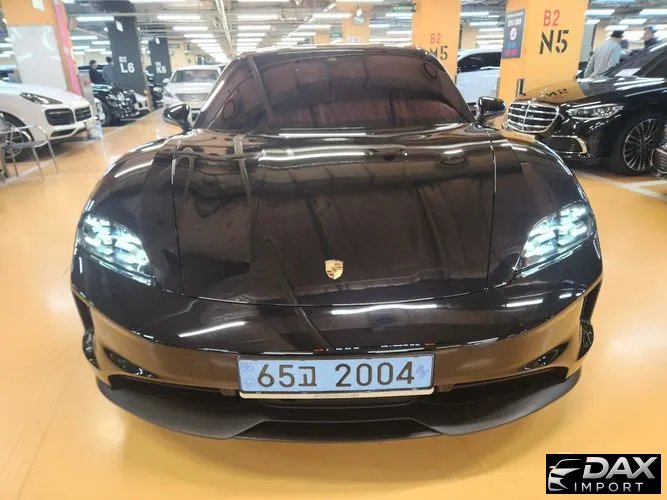 Porsche Taycan 4S