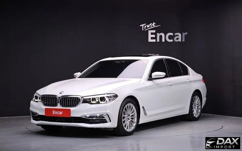 BMW 5-Series 520i Luxury