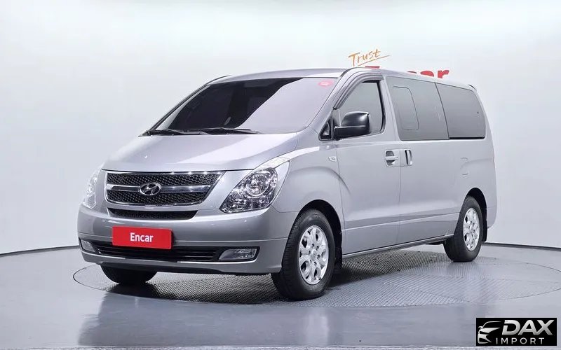 Hyundai Starex 12-Seater Wagon