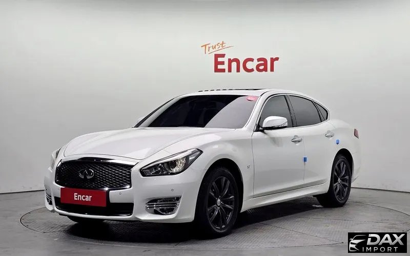 Infiniti Q70 3.7 AWD