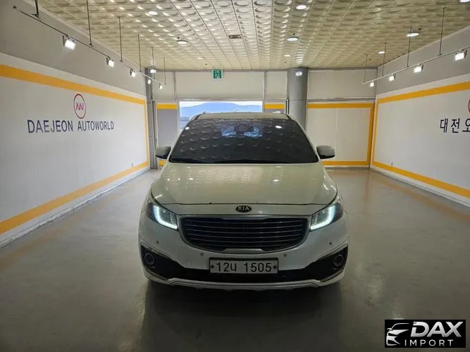Kia Canival 9-seater Luxury