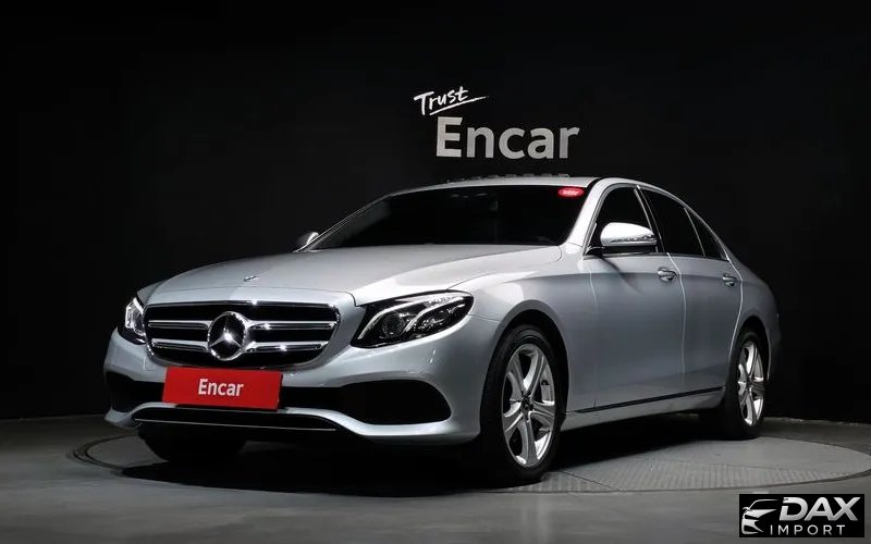 Mercedes-Benz E-Class E220d 4MATIC Avantgarde