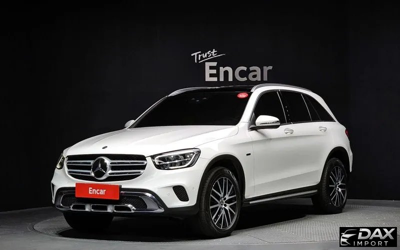 Mercedes-Benz GLC-Class GLC300e 4MATIC