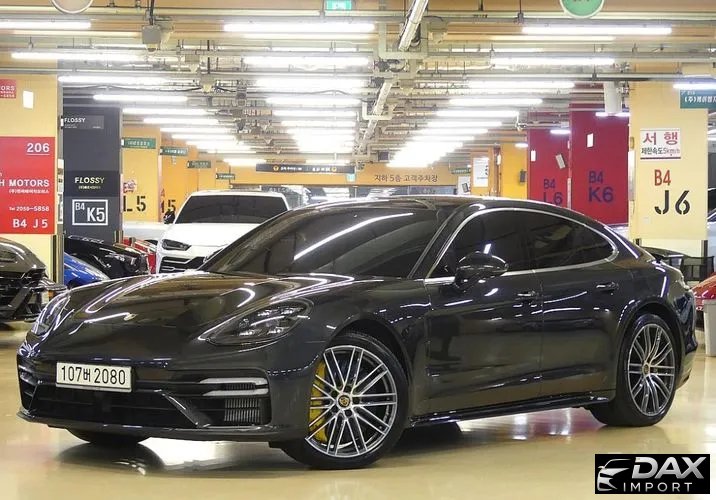 Porsche Panamera 4.0 Turbo S