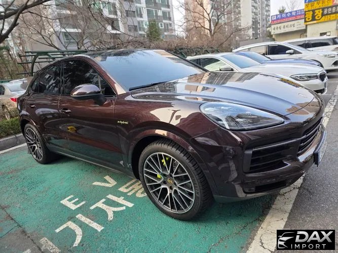 Porsche Cayenne 3.0 E-Hybrid Coupe