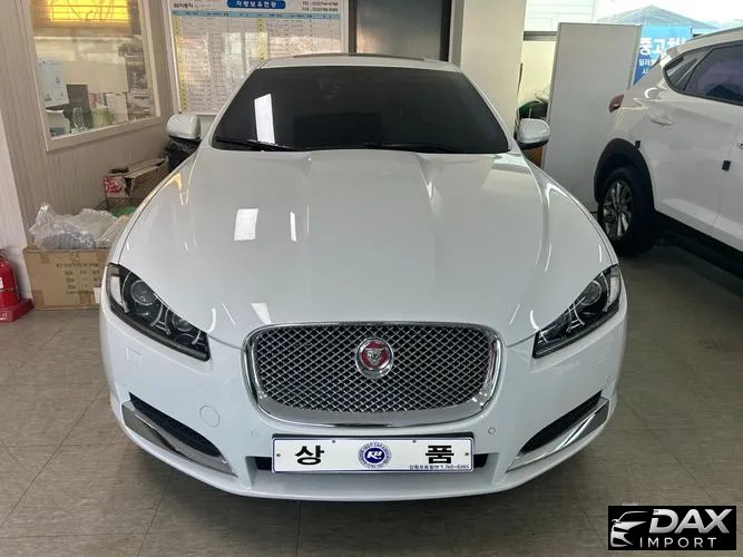 Jaguar XF 2.0 Luxury