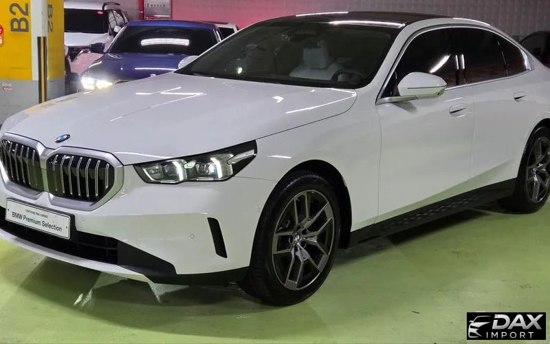 BMW 5-Series 520i