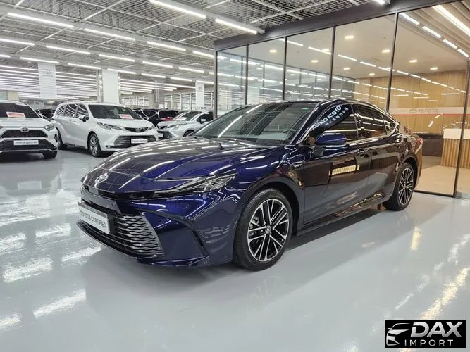 Toyota Camry 2.5 XLE Hybrid