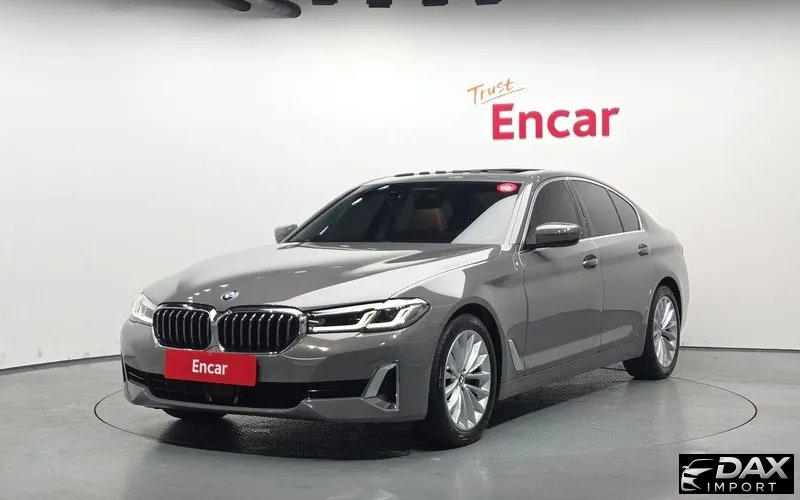 BMW 5-Series 520i Luxury