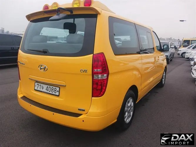 Hyundai Starex Guard car of children