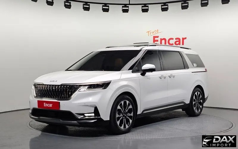Kia Canival Gasoline 7-Seater Signature