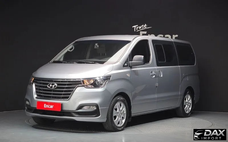 Hyundai Starex Wagon 11-Seater