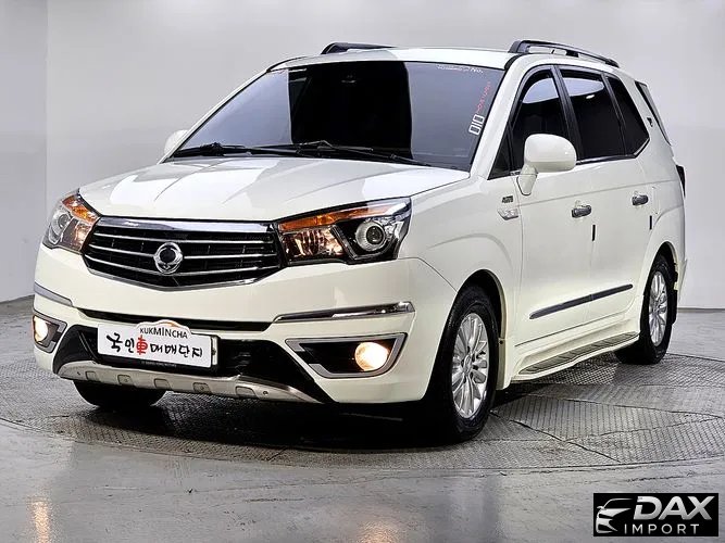 KG_Mobility_Ssangyong KORANDO 4WD TX 11-seater