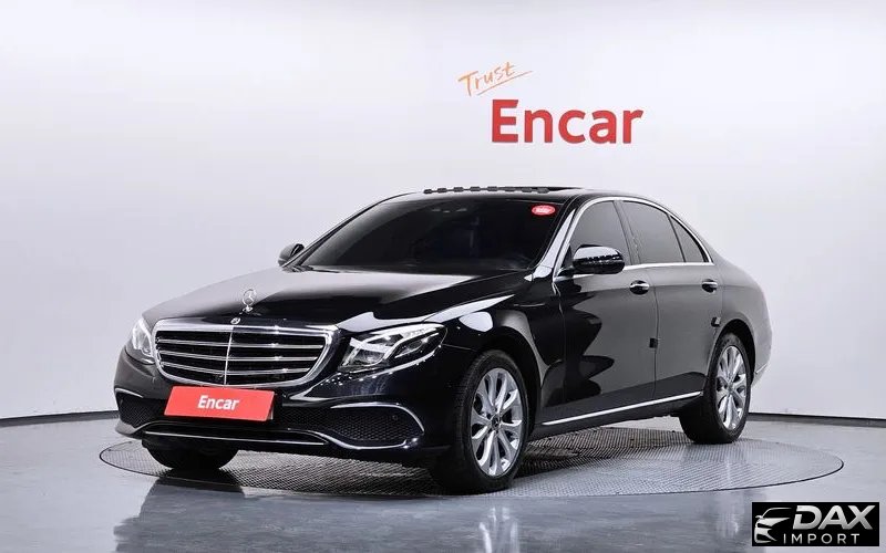 Mercedes-Benz E-Class E300 4MATIC Exclusive