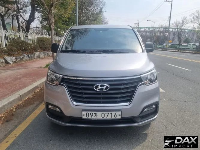 Hyundai Starex Van 5-Seater