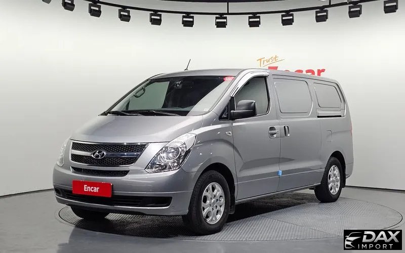 Hyundai Starex 3-Seater VAN