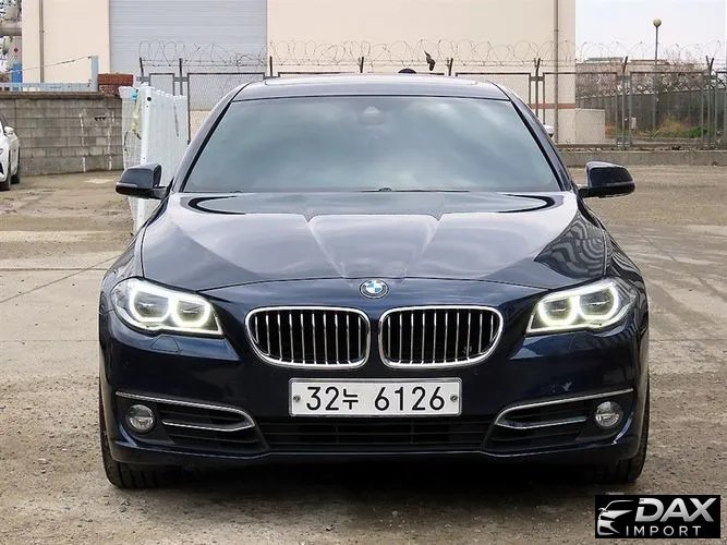BMW 5-Series 528i Luxury
