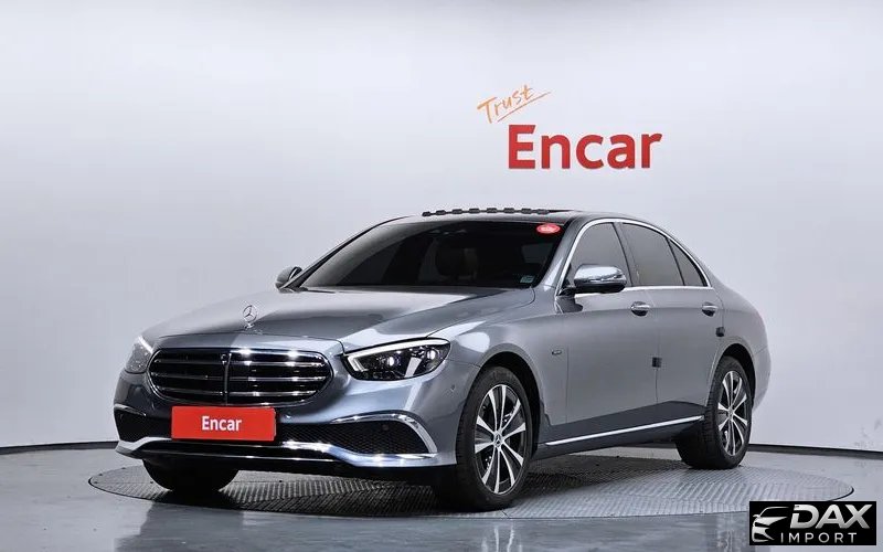 Mercedes-Benz E-Class E300e 4MATIC Exclusive