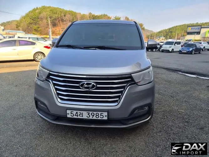 Hyundai Starex Urban 9-Seater