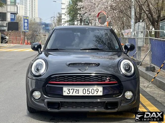 Mini Cooper 5Door Standard