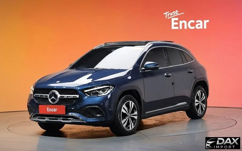 Mercedes-Benz GLA-Class GLA220