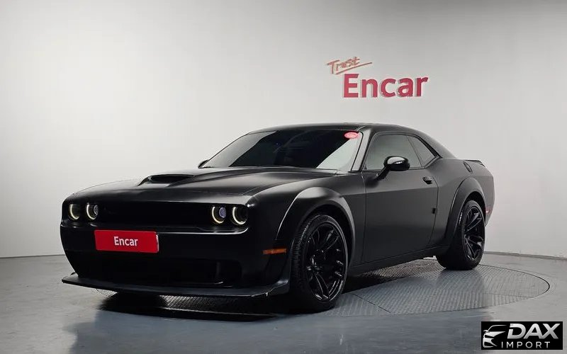 Dodge Challenger 6.4