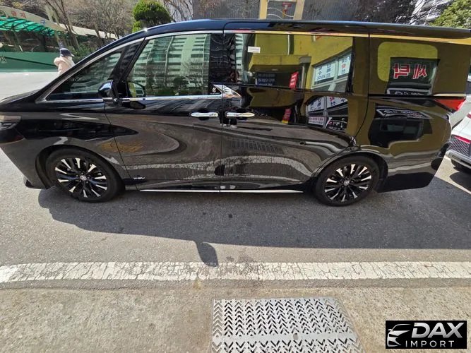 Toyota Alphard 2.5 HEV Executive AWD