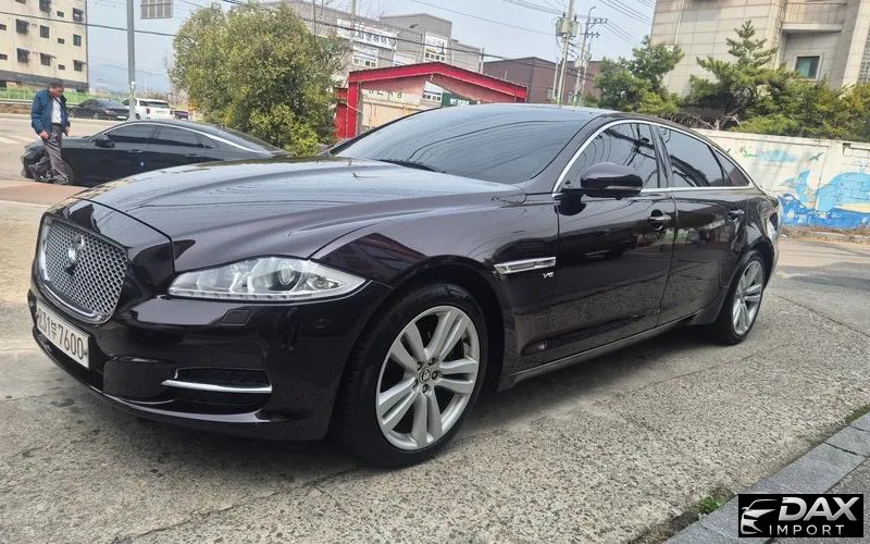 Jaguar XJ 3.0 SC Premium Luxury LWB