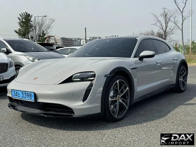 Porsche Taycan 4S Cross Turismo