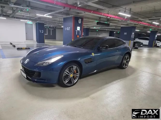Ferrari GTC4 Lusso 6.3 V12