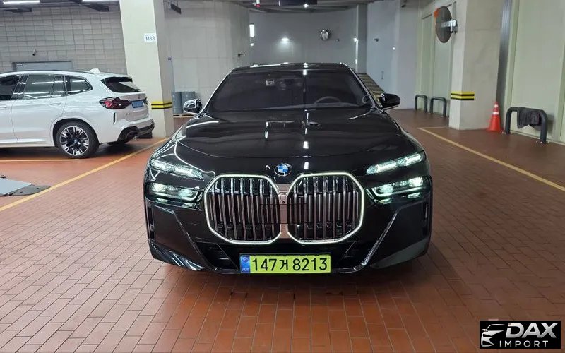 BMW 7-Series 740i xDrive M Sport