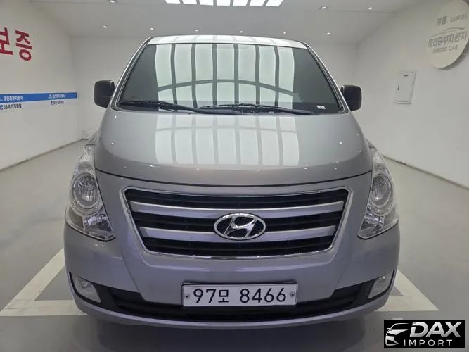 Hyundai Starex 3-Seater VAN