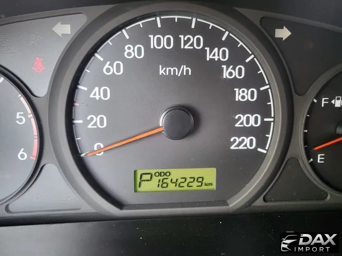 Hyundai Starex 12-Seater Wagon