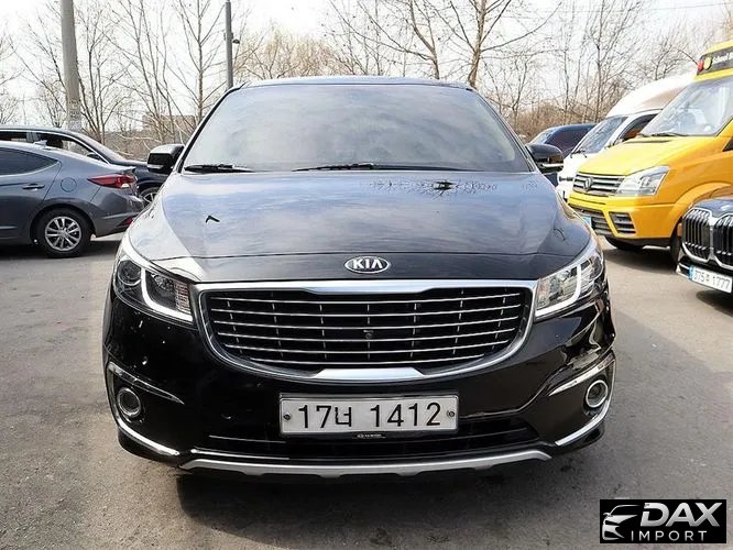 Kia Canival 9-seater Noblesse