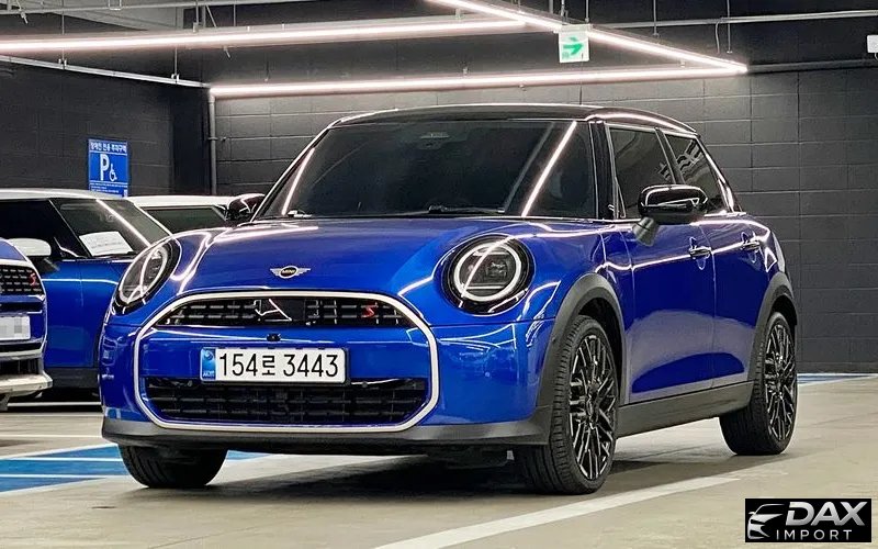 Mini Cooper 5 Door Favoured