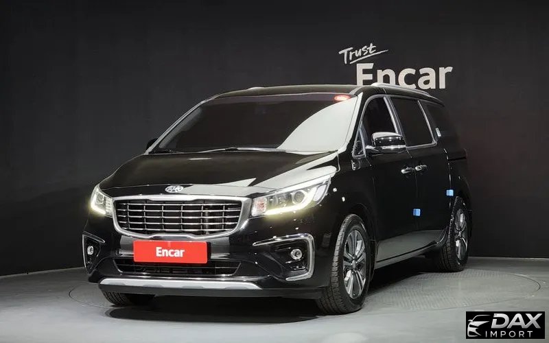 Kia Canival 9-Seater Luxury