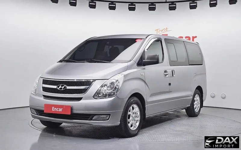 Hyundai Starex 12-Seater Wagon