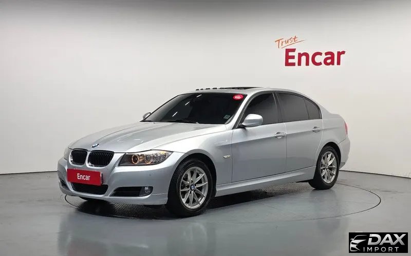 BMW 3-Series 320d Sedan Navi Package