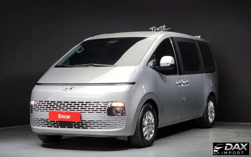 Hyundai Staria Tourer 11-Seater
