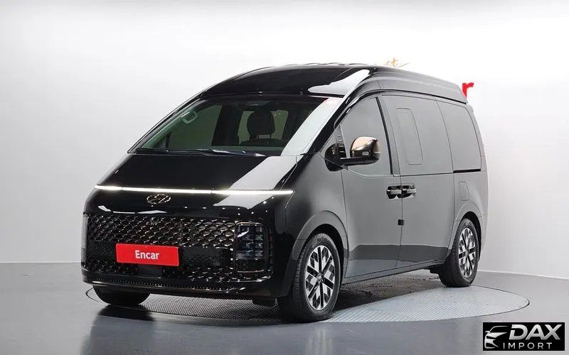 Hyundai Staria 4WD Lounge 7-Seater