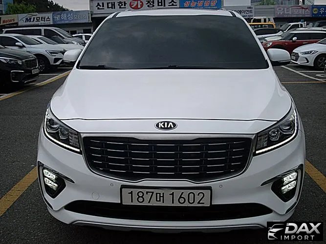 Kia Canival 9-Seater Prstige
